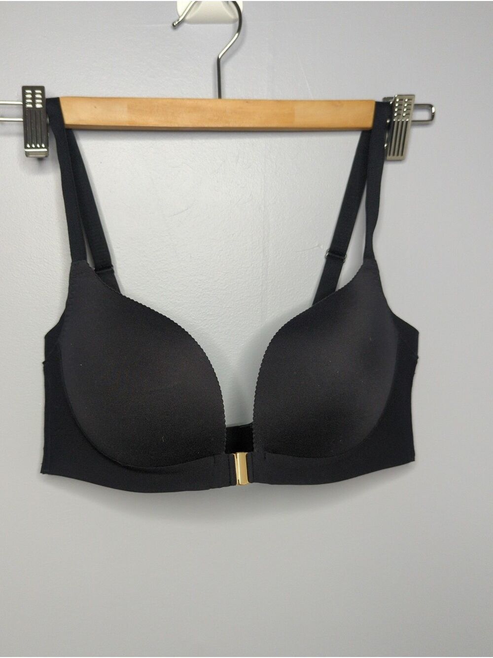 Understance Smooth Essentials Front-Close Wireless Plunge Bra - Black 34C